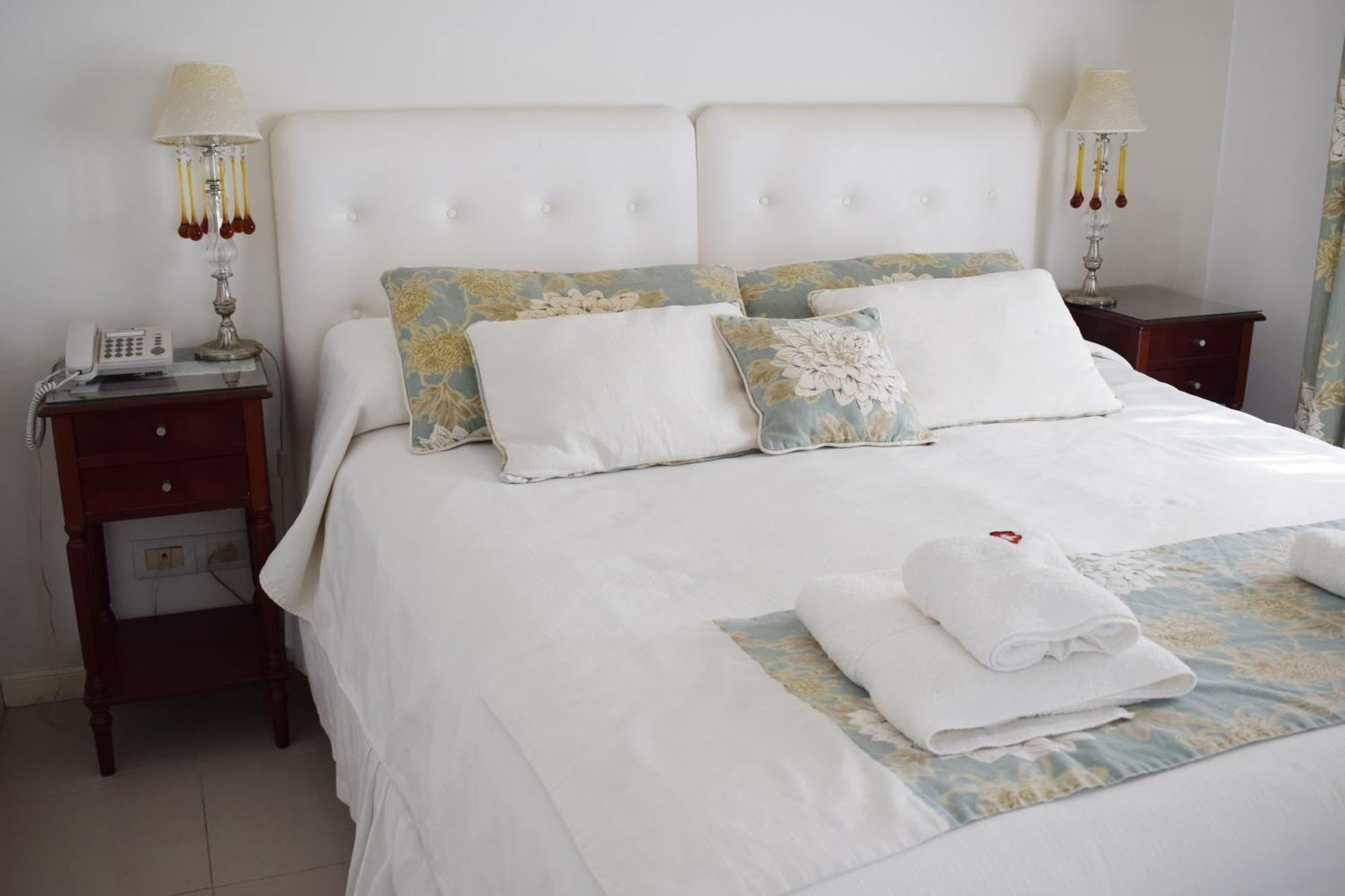 Posada Suiza By Prima Collection ซานมิเกลเดลมอนเต ห้อง รูปภาพ